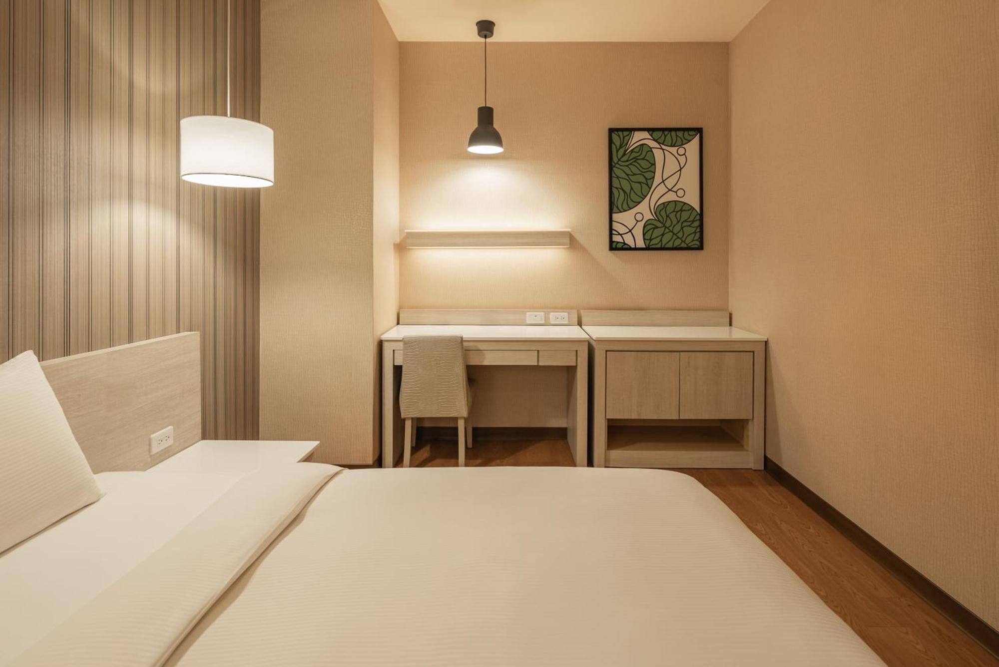Kindness Hotel-Jue Ming Kaohsiung Quarto foto